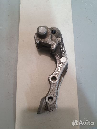 Скоба суппорта honda