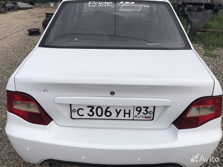 Крышка багажника Деу Нексия