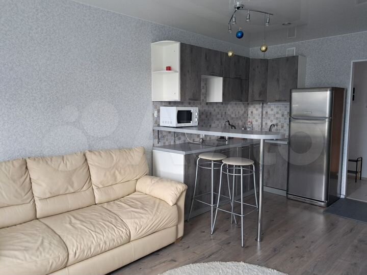 2-к. квартира, 40 м², 3/17 эт.