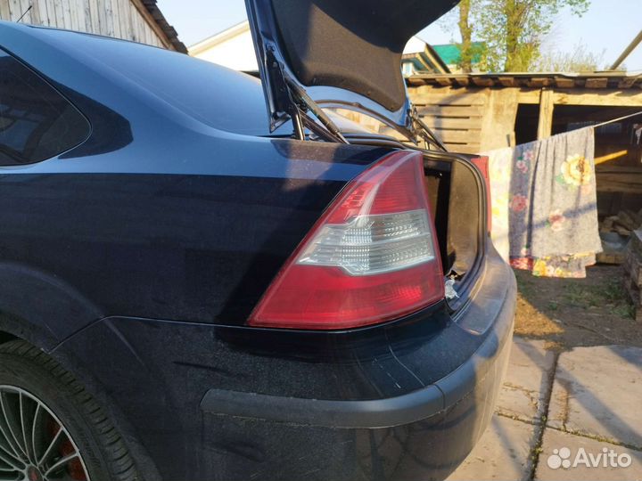 Фонари задние Ford focus 2