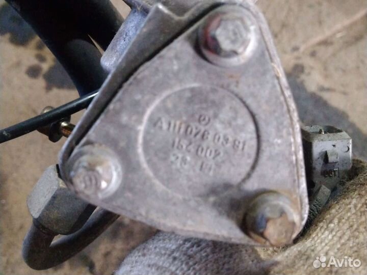 Топливная рампа с форсунками Mercedes M111