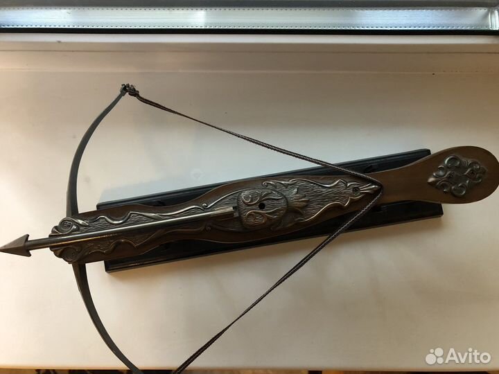 Зажигалка арбалет