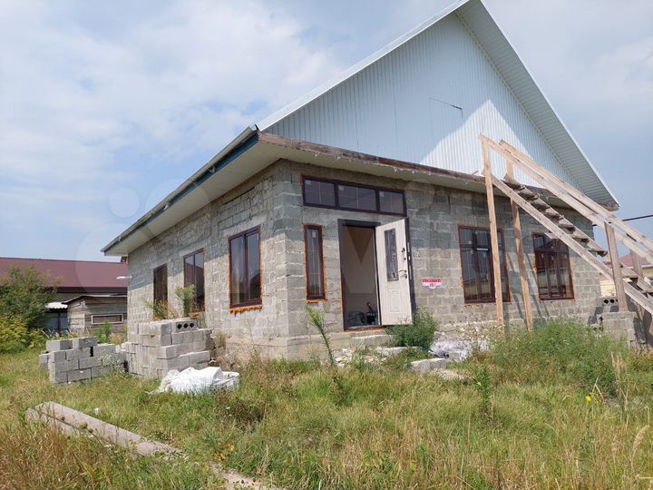 Дом 190 м² на участке 9 сот.