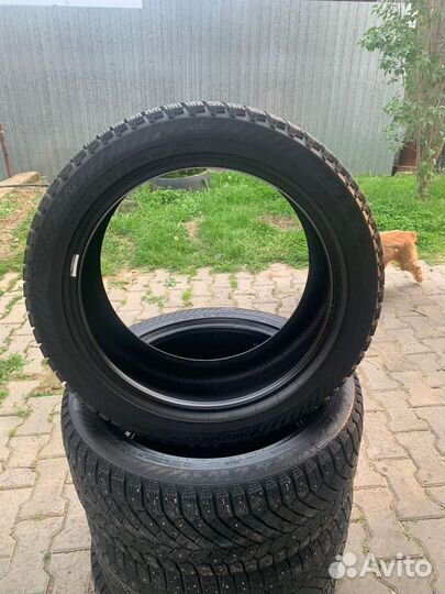 Gislaved Nord Frost 200 235/45 R18 T