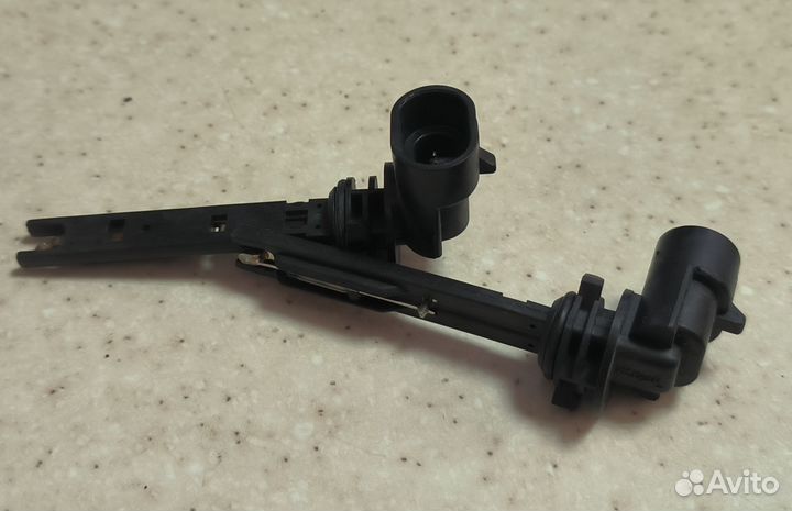 Датчик уровня охлаждающей жидкости GM 13276326