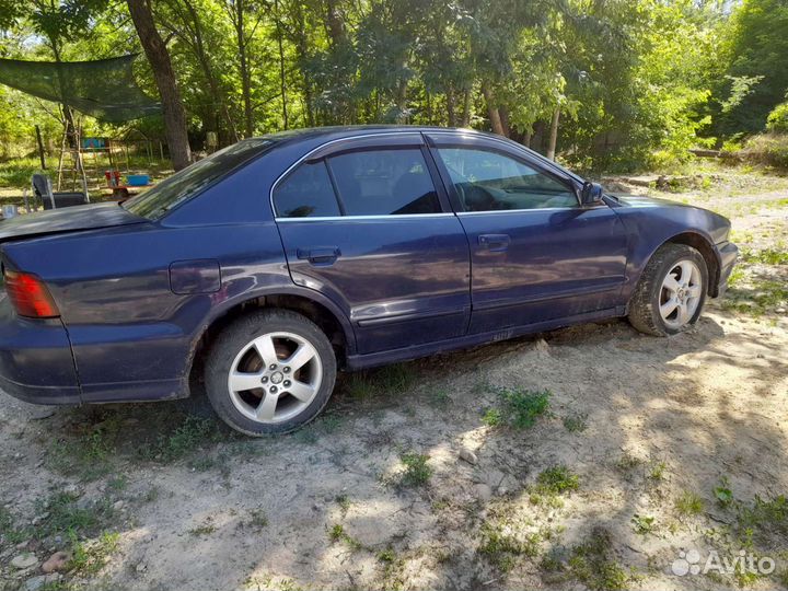 Mitsubishi Galant 2.4 AT, 2001, 300 000 км