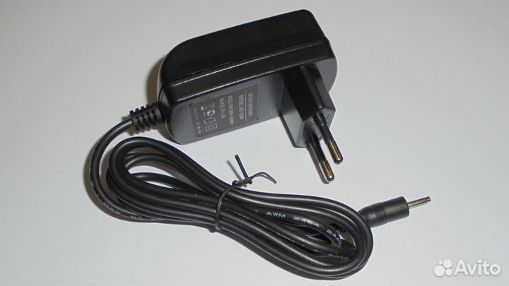 Блок питания и зарядное устройство для планшета