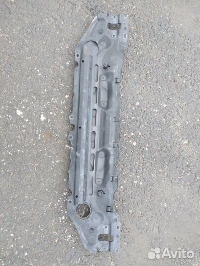 Рамка радиатора Bmw 525I E60 N52B25AF 2006