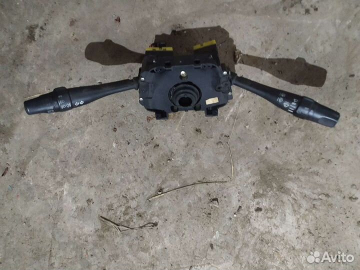 Подрулевой переключатель Ниссан Примера Р11