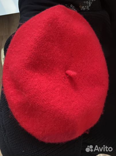 Берет женский шерсть Zara красный
