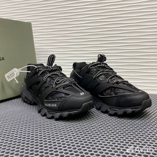 Кроссовки Balenciaga Track новые