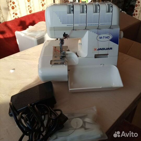 Оверлок Jaguar М-714 D