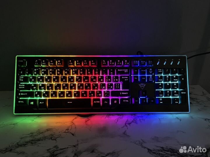 Игровая клавиатура trust GXT 860 thura