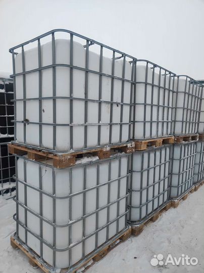 Еврокубы 1000 л с кранами бу