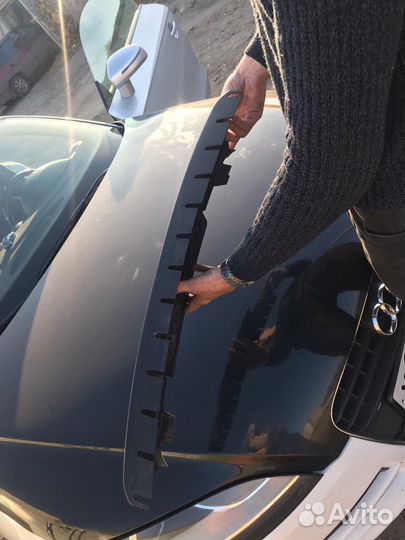 Накладка на радиаторную решетку на Audi TT 8j