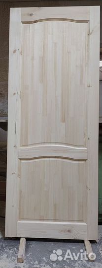 Двери межкомнатные из массива сосны