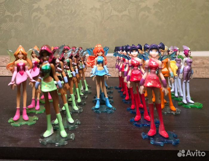 Фигурки Winx Club 2007 года киндер