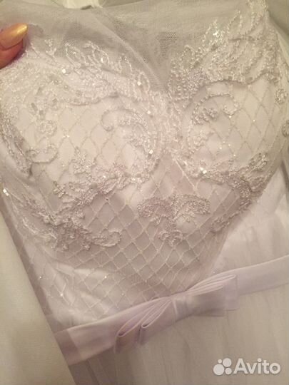 Свадебное платье