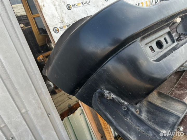 Задний бампер Chevrolet Niva 1.7 2006