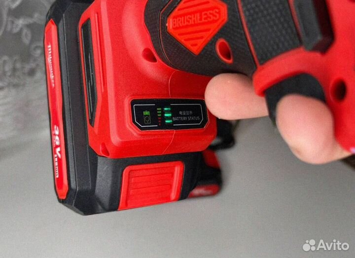 Шуруповерт (Абсолютно новый)