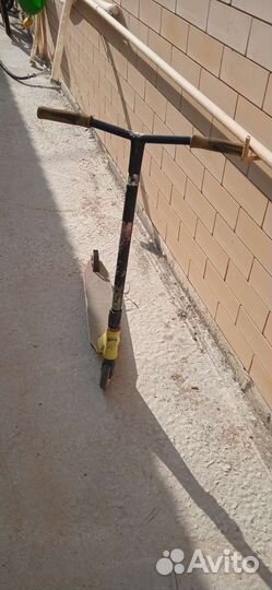 Трюковой самокат