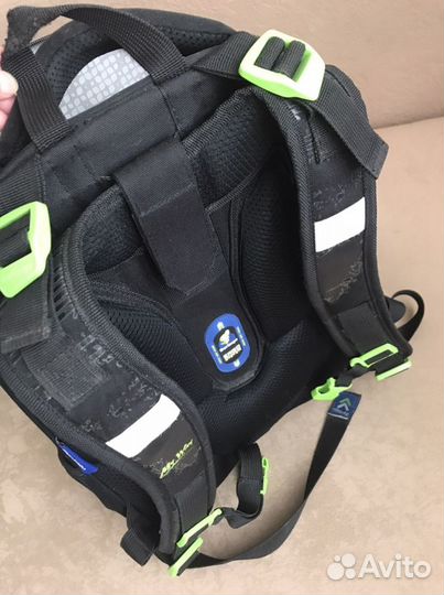 Рюкзак школьный