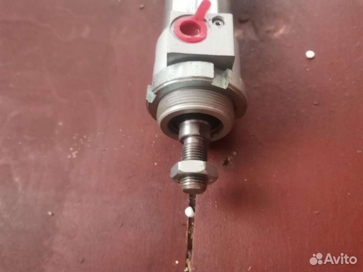 Пневмоцилиндр camozzi