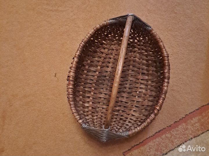 Корзина плетеная