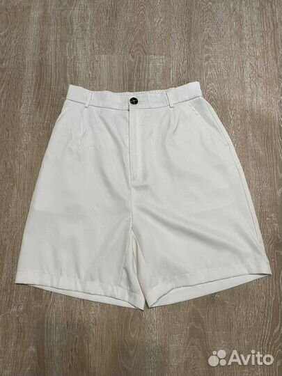 Шорты женские