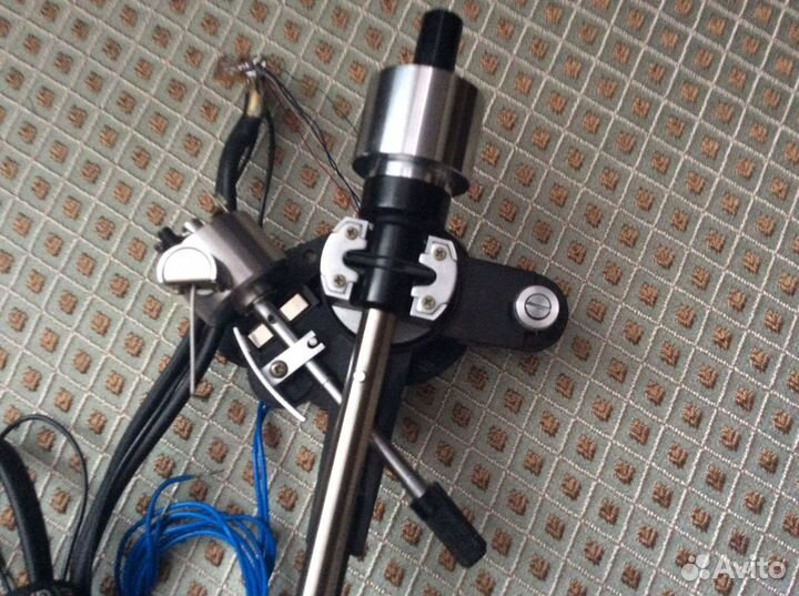 Тонарм для проигрывателя виниловых дисков