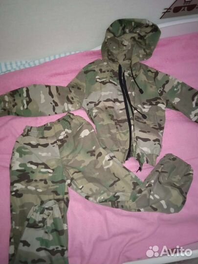 Новогодние карнавальные костюмы и платья