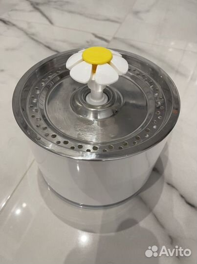 Фонтан поилка с датчиком движения