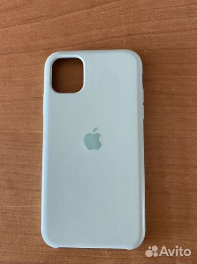 Чехол на iPhone 11