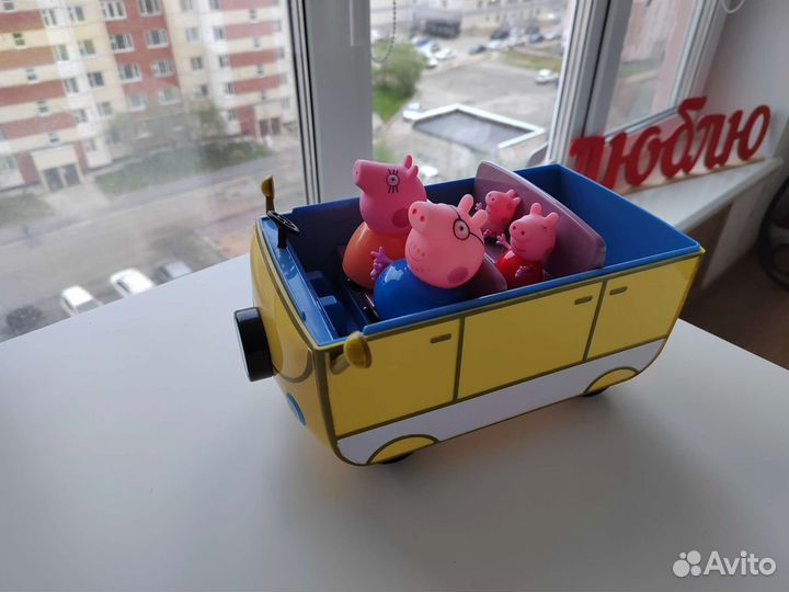 Игрушка свинка пеппа