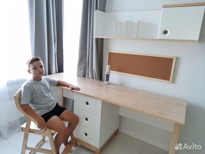 Стол на два рабочих места