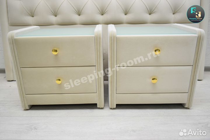 Прикроватные тумбы