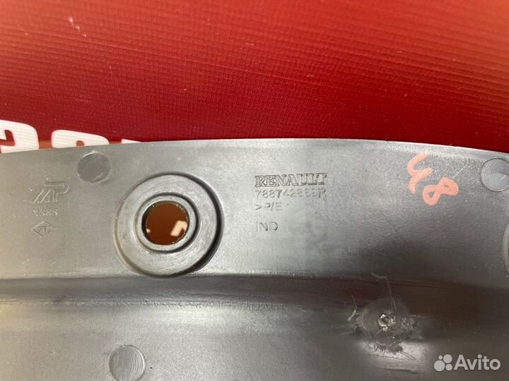 Накладка крыла задняя правая Renault Duster