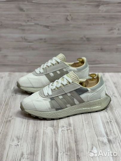 Кроссовки Adidas Retropy