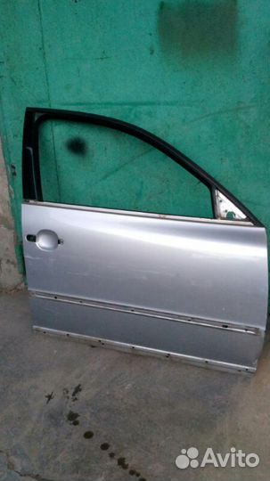 Дверь передняя правая Volkswagen Passat B5+ 1.9