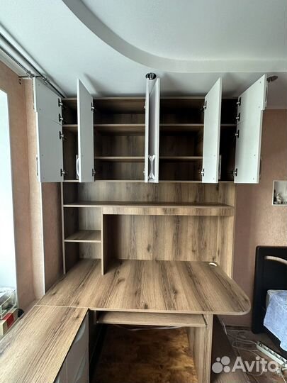 Компьютерный стол