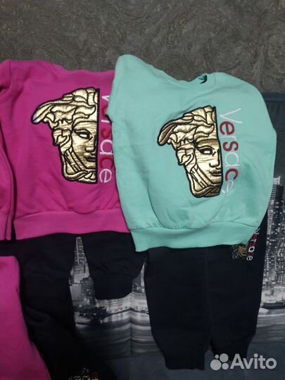 Костюм versace