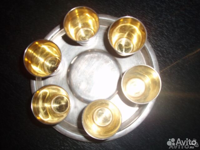 Стопочки на подносе