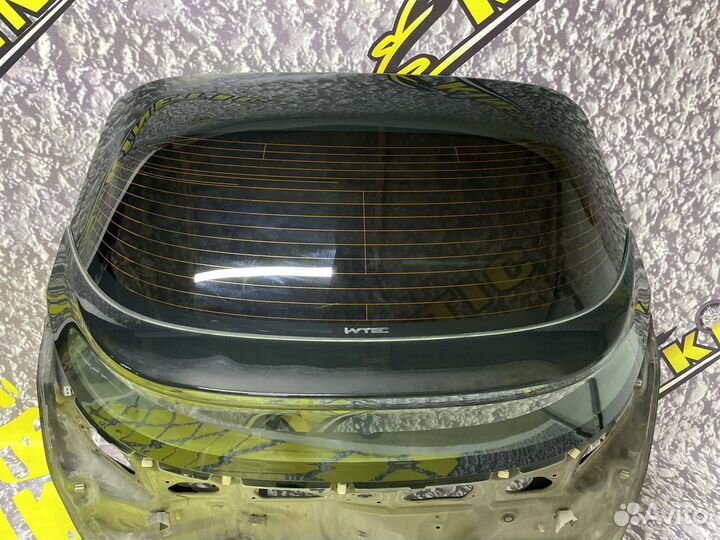 Стекло двери багажника Honda Civic 5D Цивик