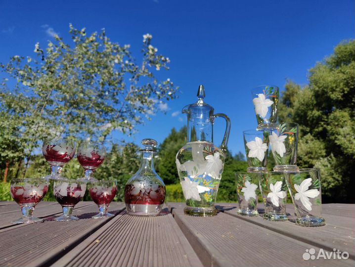 Кувшин и 6 стаканов, графин/штоф красное стекло