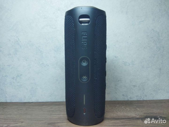 Продам свою Bluetooth колонку JBL Flip 5