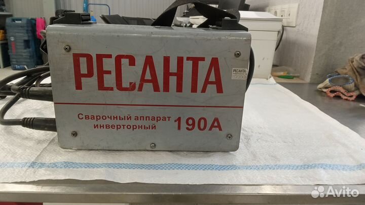 Инверторный сварочный аппарат Ресанта саи190