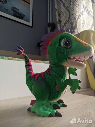 Динозаврик от FurReal