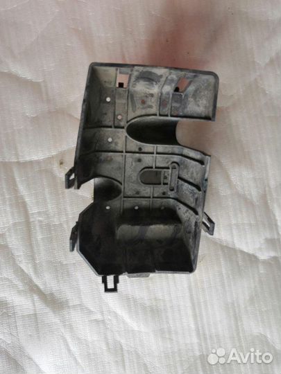 Корпус блока предохранителей Ford Mondeo 3 2006