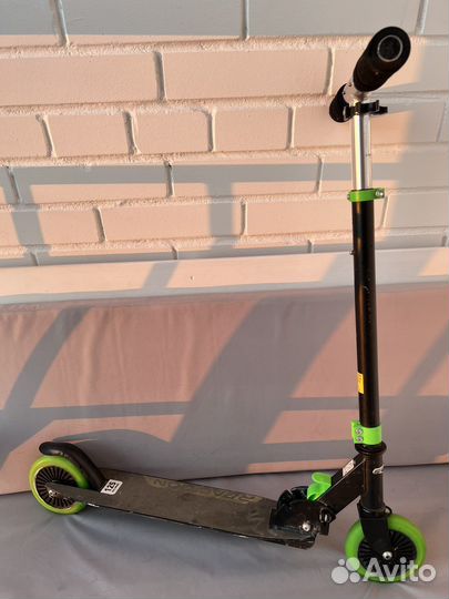 Продам самокат Reaction 125мм