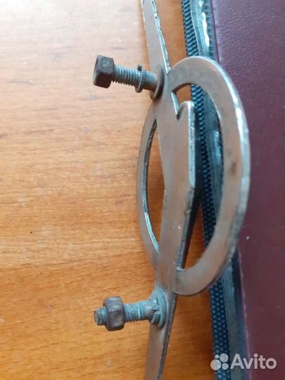 Эмблема (шильдик) УАЗ